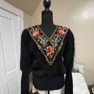 Women’s Heavy Black Sweater